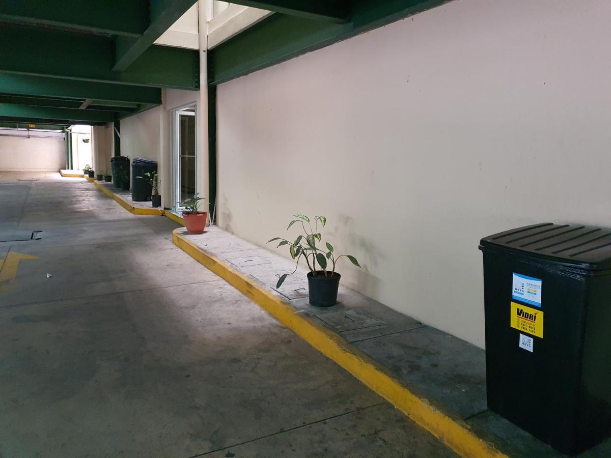San Benito Flats Wifi 50Mg - 4 Huespedes - Parqueos Apartman San Salvador Kültér fotó